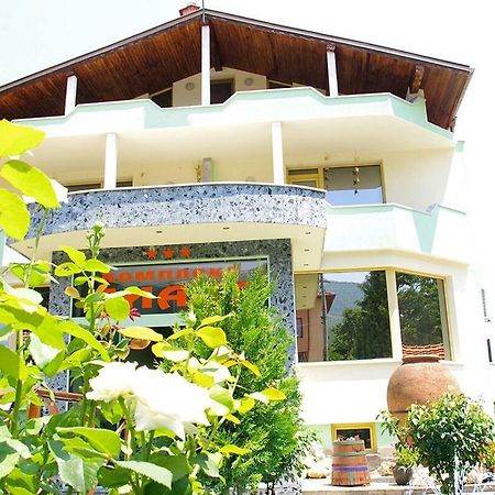 Hotel Complex Diana Cherven  Exterior foto
