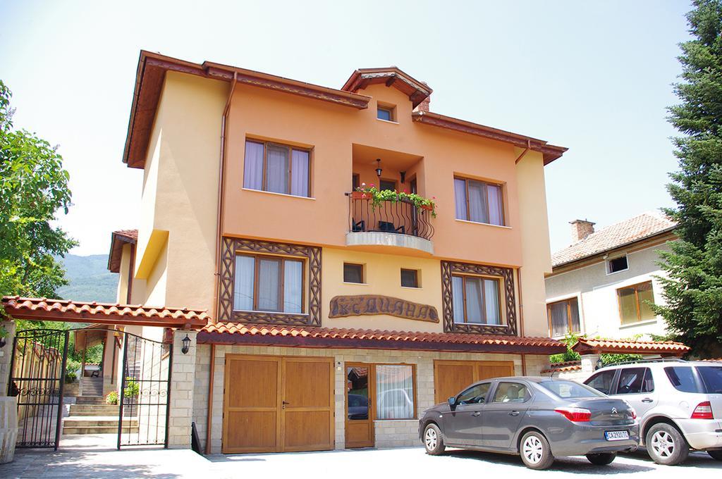 Hotel Complex Diana Cherven  Exterior foto